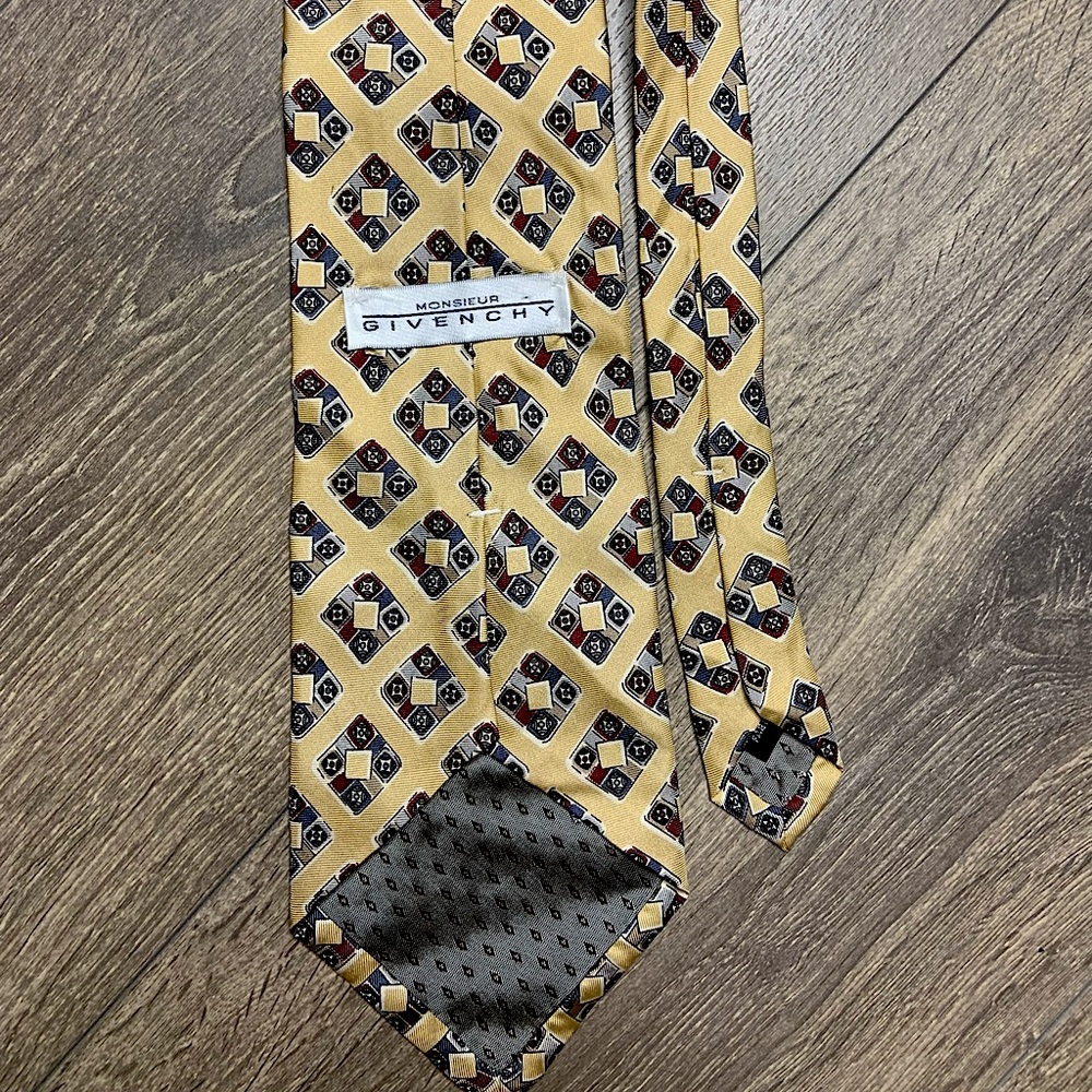 GIVENCHY Monsieur Silk Tie 💫
